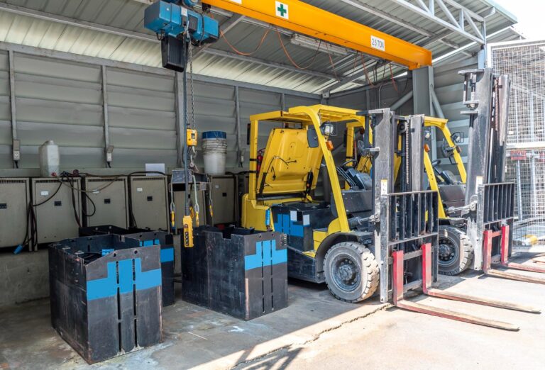 forklifts-parked-charge-batteries