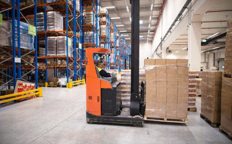 electric pallet trucks and stackers